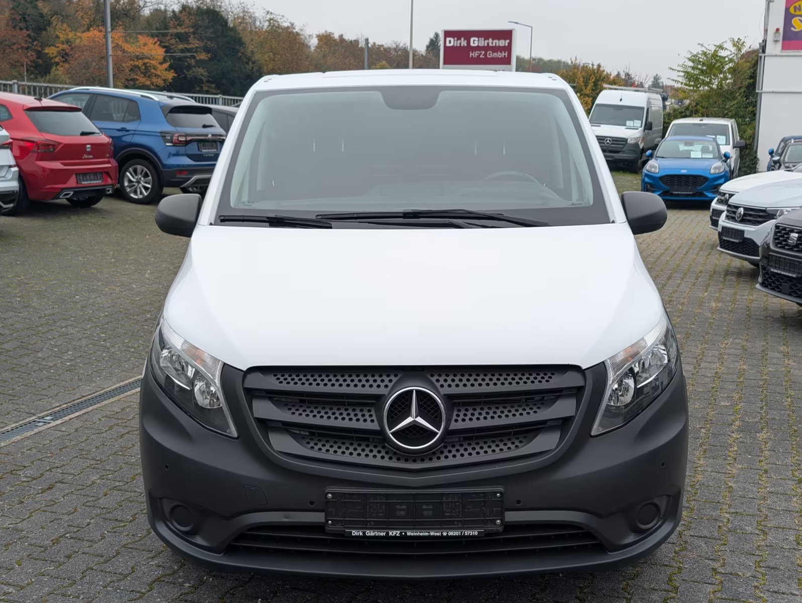 Mercedes Vito Black