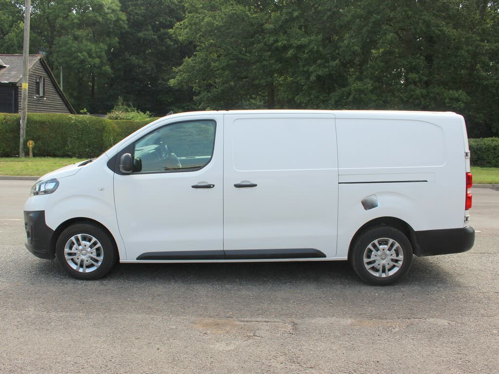 Opel Vivaro Main